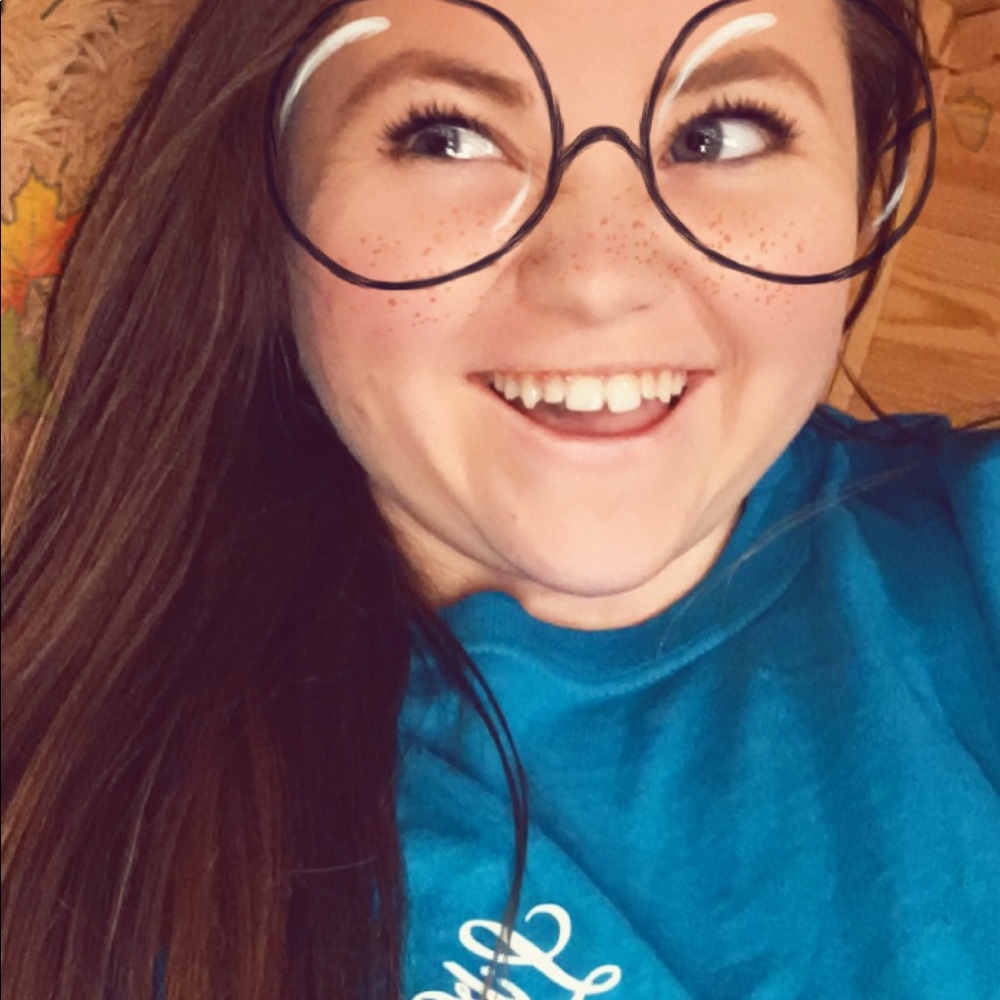 Meet your Posher, Alaynna
